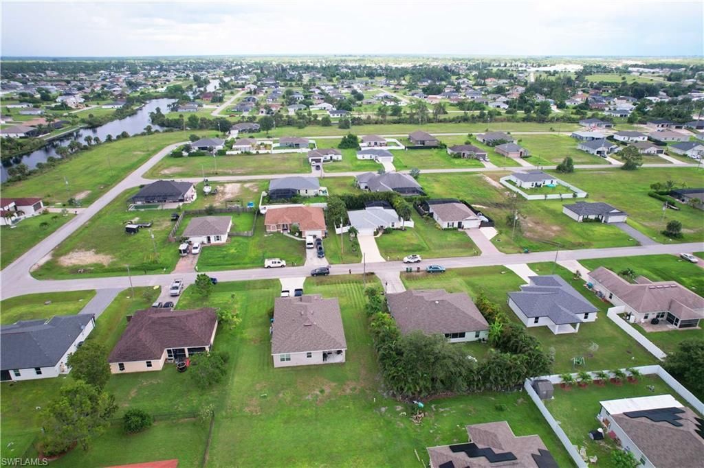 3744 NE 13th Pl, Cape Coral, FL 33909 Photo