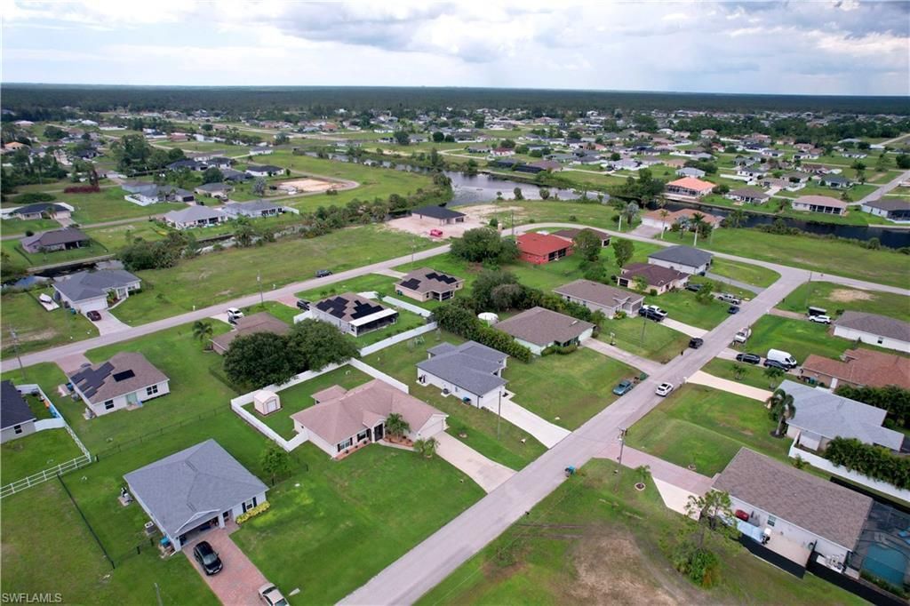 3744 NE 13th Pl, Cape Coral, FL 33909 Photo