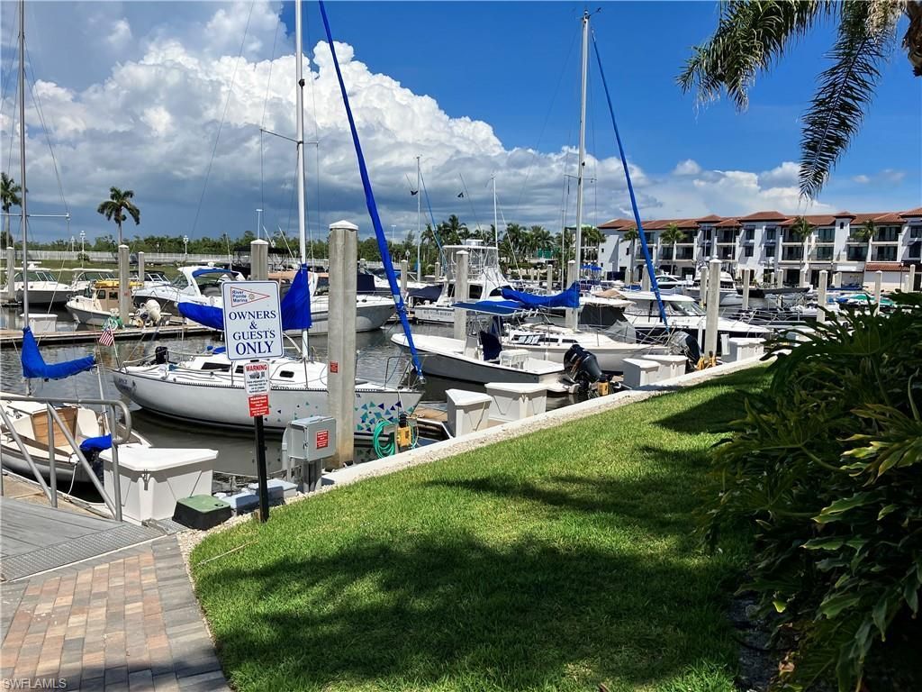 807 River Point Dr, Unit 102D, Naples, FL 34102 Photo