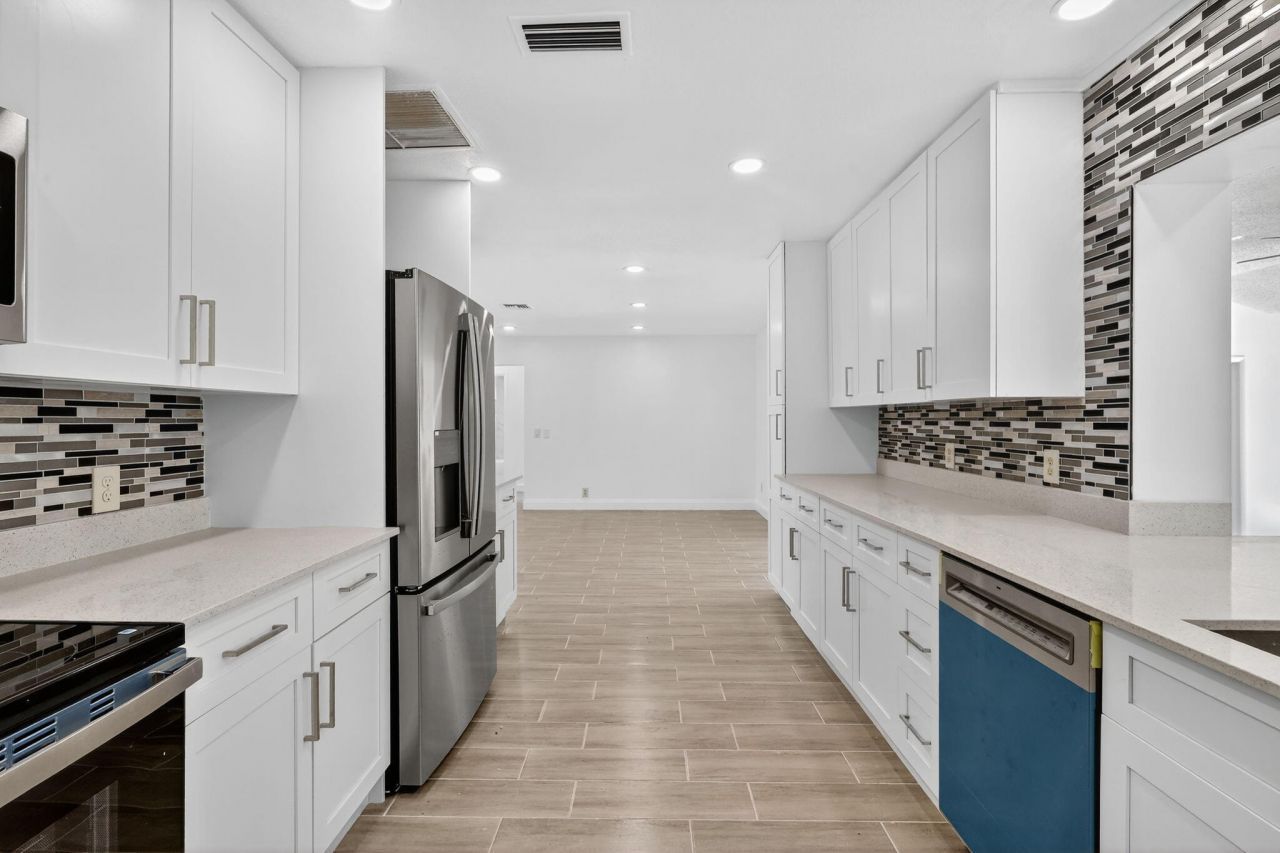 600 S Mangonia Circle, West Palm Beach, FL 33401 Photo