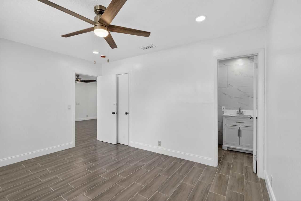 600 S Mangonia Circle, West Palm Beach, FL 33401 Photo