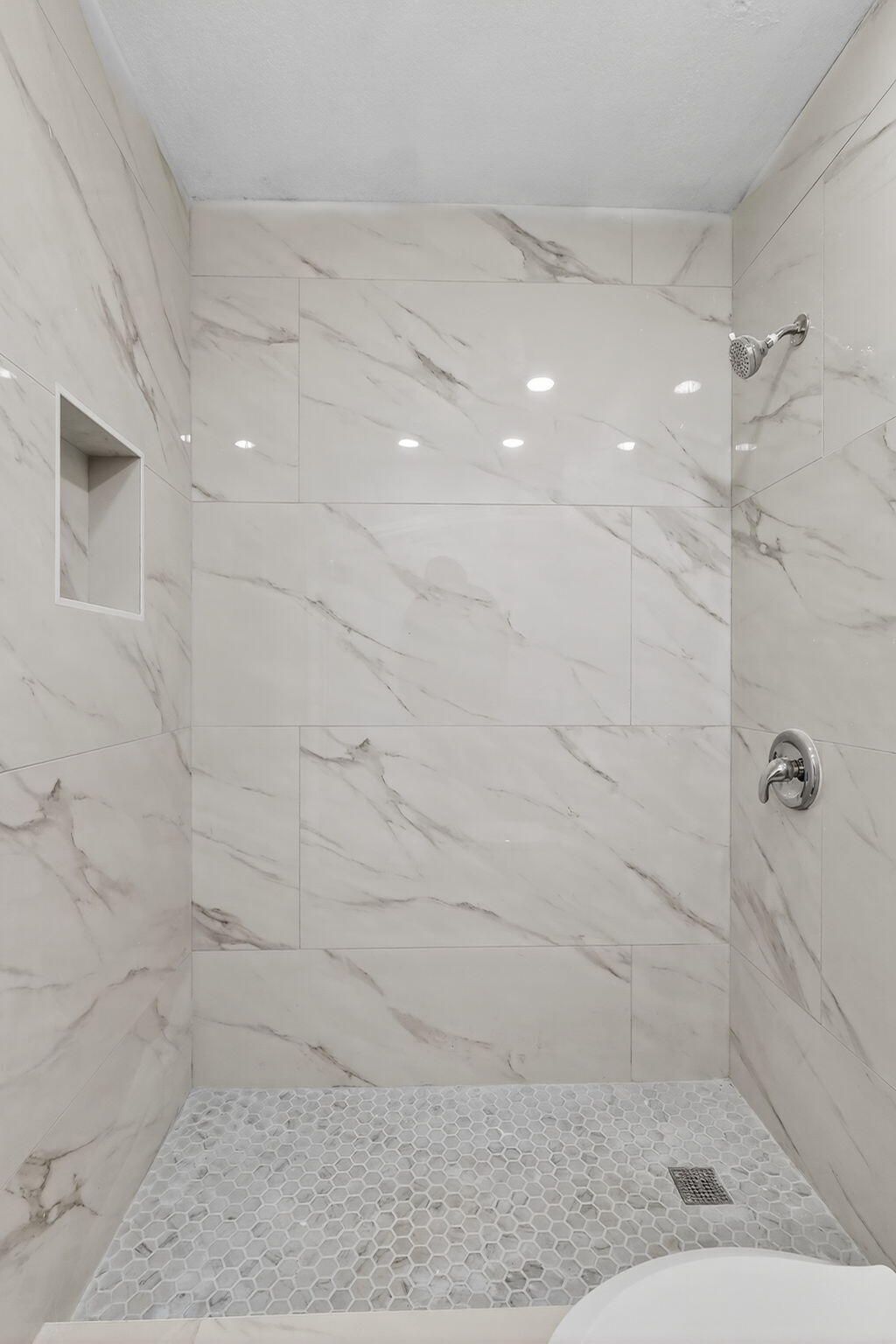 600 S Mangonia Circle, West Palm Beach, FL 33401 Photo