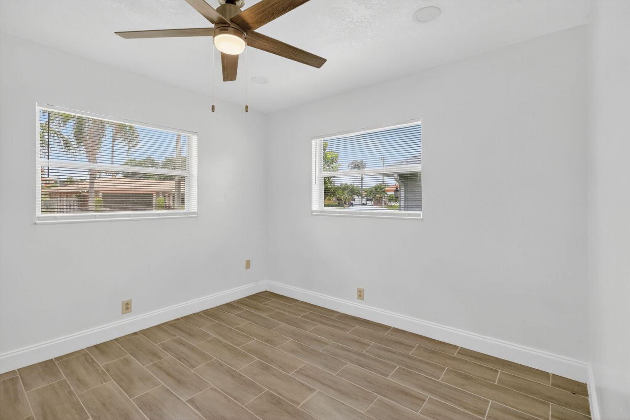 600 S Mangonia Circle, West Palm Beach, FL 33401 Photo