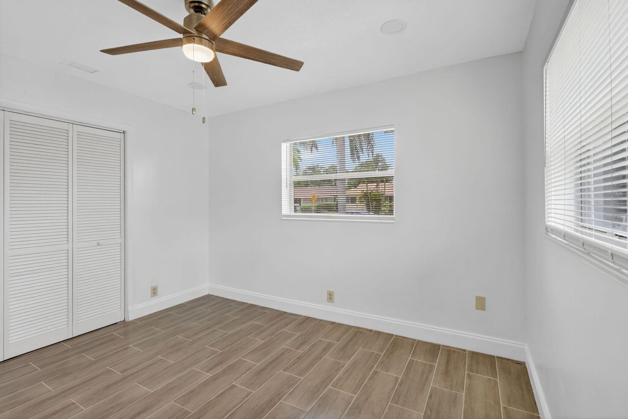 600 S Mangonia Circle, West Palm Beach, FL 33401 Photo