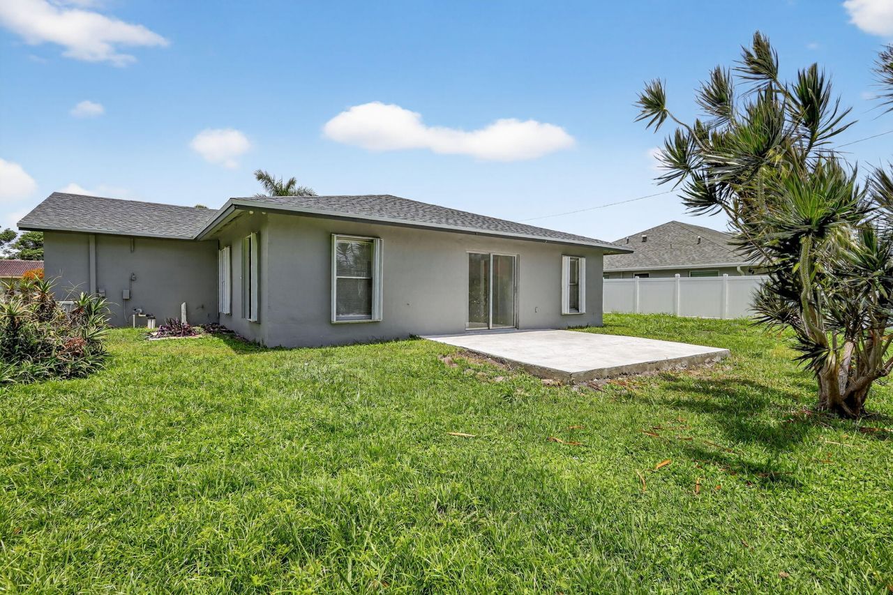 600 S Mangonia Circle, West Palm Beach, FL 33401 Photo