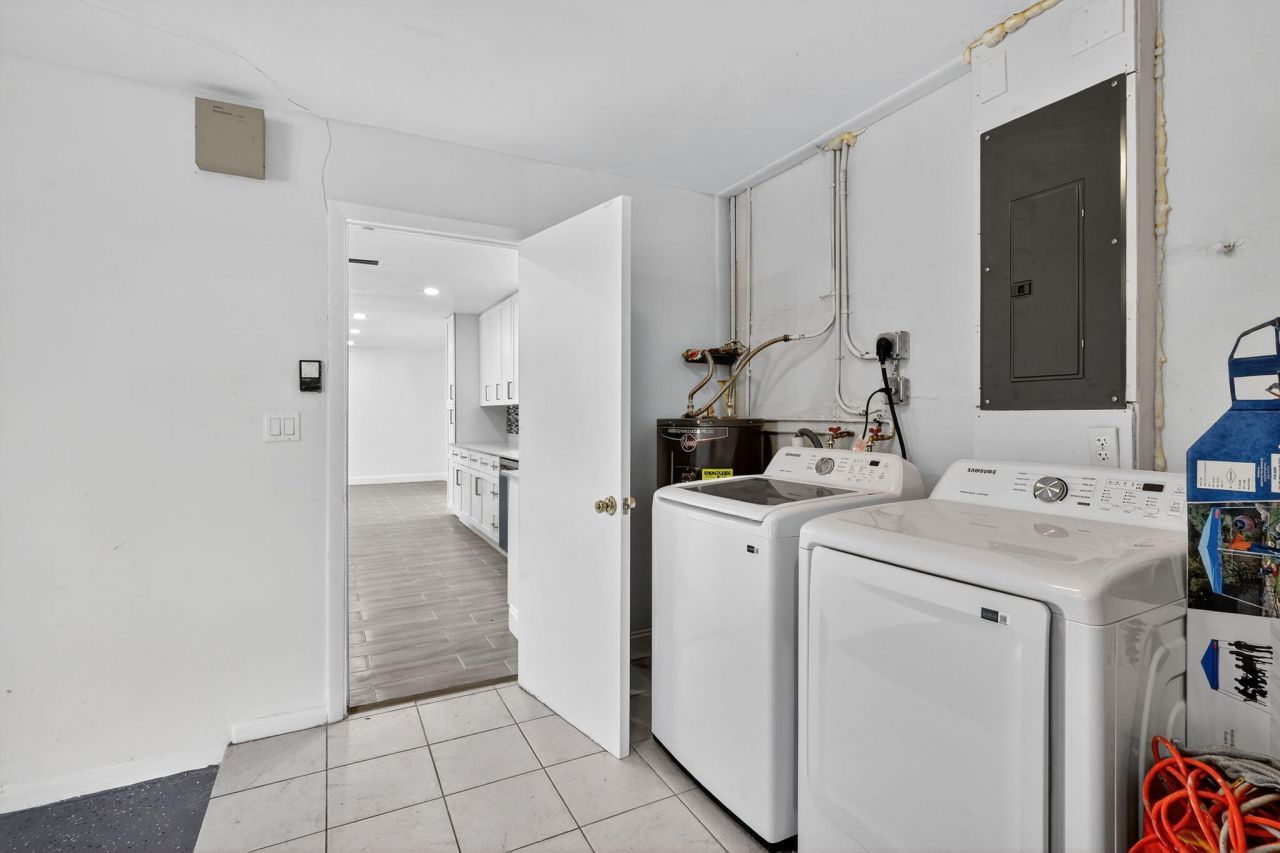 600 S Mangonia Circle, West Palm Beach, FL 33401 Photo