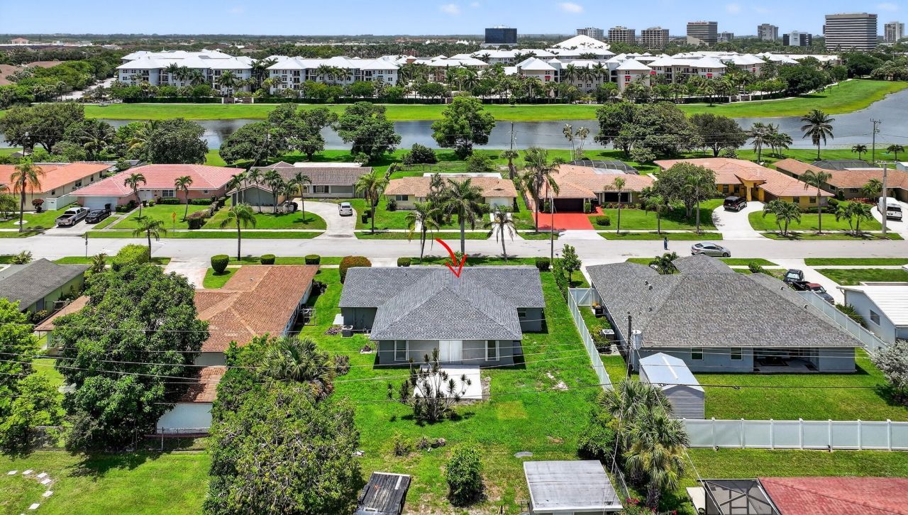 600 S Mangonia Circle, West Palm Beach, FL 33401 Photo