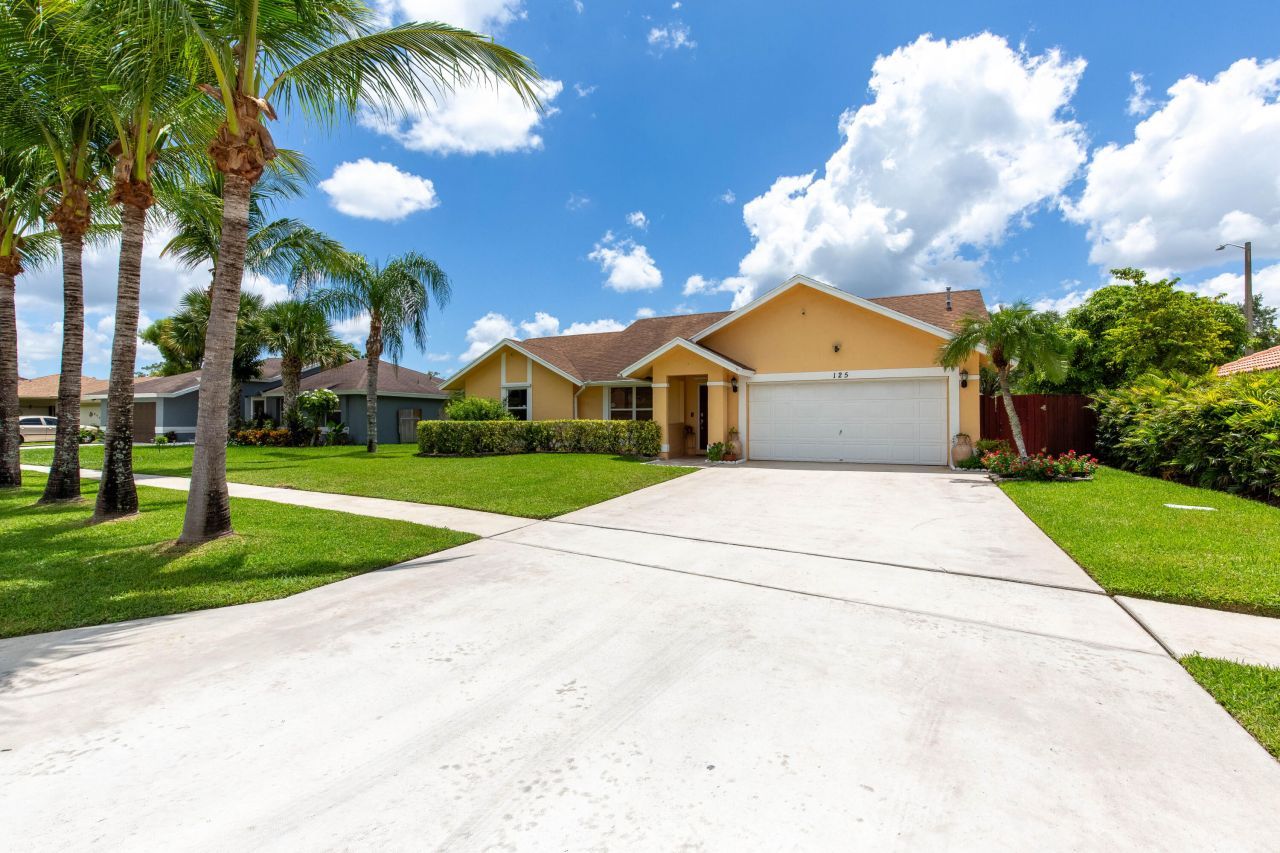 125 Van Gogh Way, Royal Palm Beach, FL 33411 Photo
