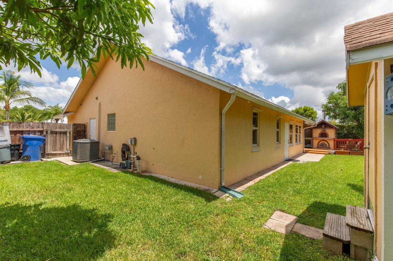 125 Van Gogh Way, Royal Palm Beach, FL 33411 Photo