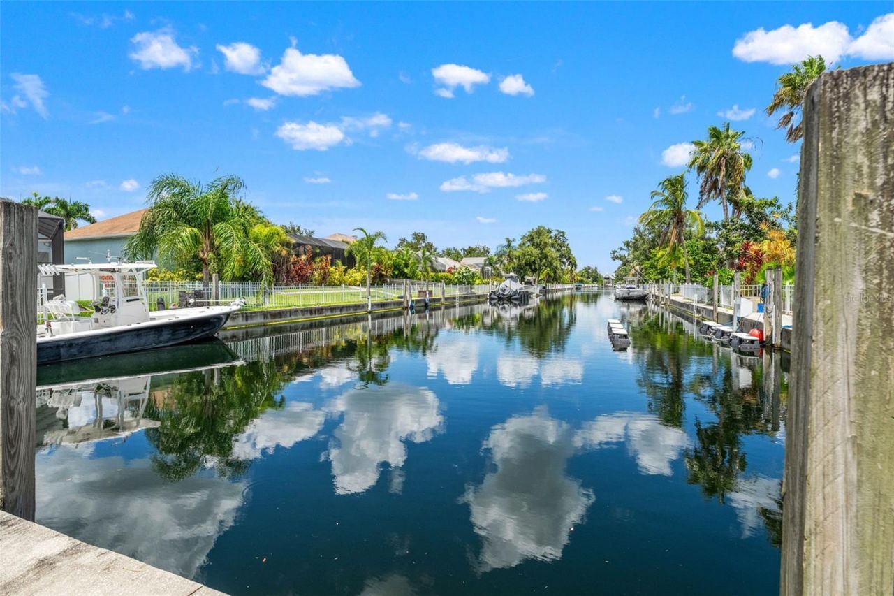 4415 Barracuda Drive, Bradenton, FL 34208 Photo
