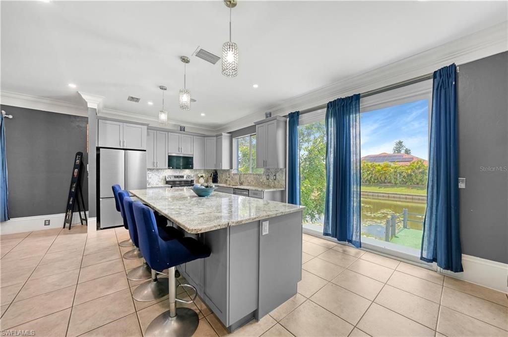 118 SW 21st Ter, Cape Coral, FL 33991 Photo