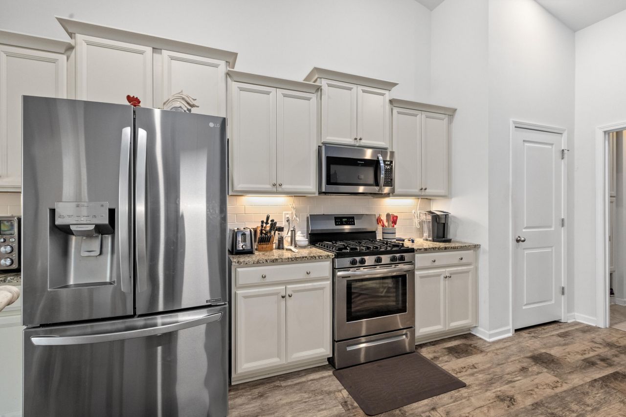 5200 Preserve Boulevard Photo 18