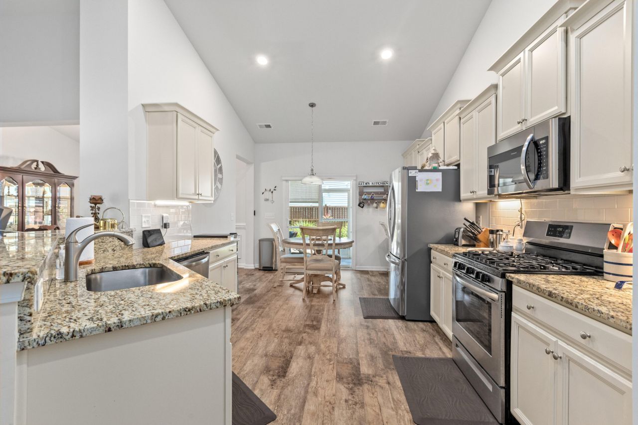 5200 Preserve Boulevard Photo 21