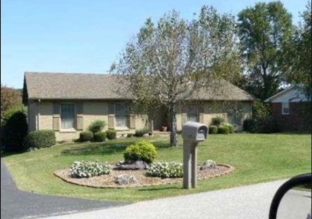 204 Marmak Drive, Glasgow, KY 42141 Main Photo