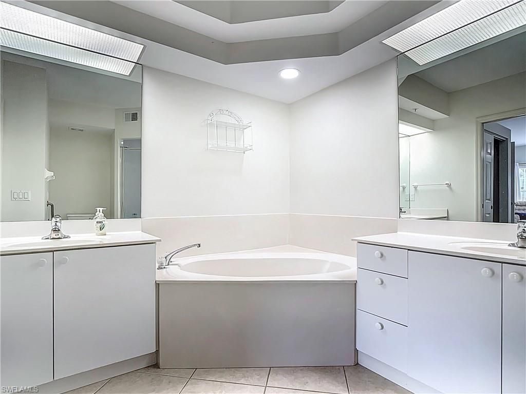 6834 Lantana Bridge Rd, Unit 102, Naples, FL 34109 Photo