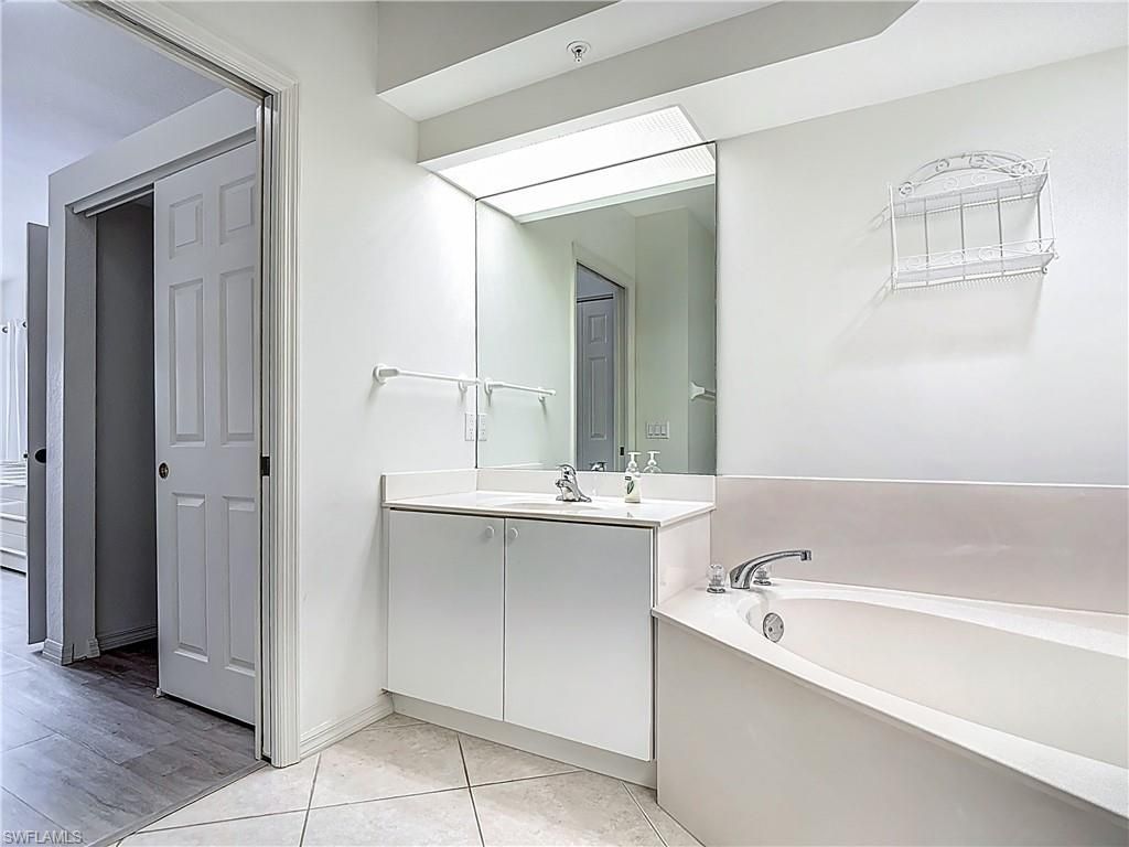 6834 Lantana Bridge Rd, Unit 102, Naples, FL 34109 Photo