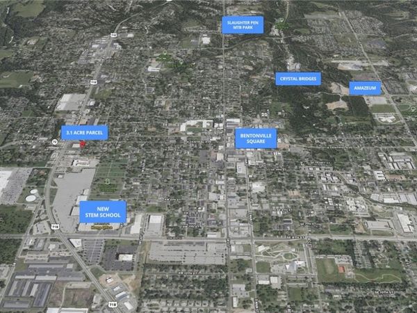 2400 SW I Street, Bentonville, AR 72712