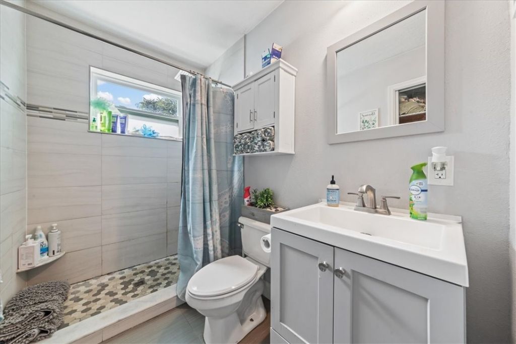 573 Wimbrow Drive, Sebastian, FL 32958 Photo