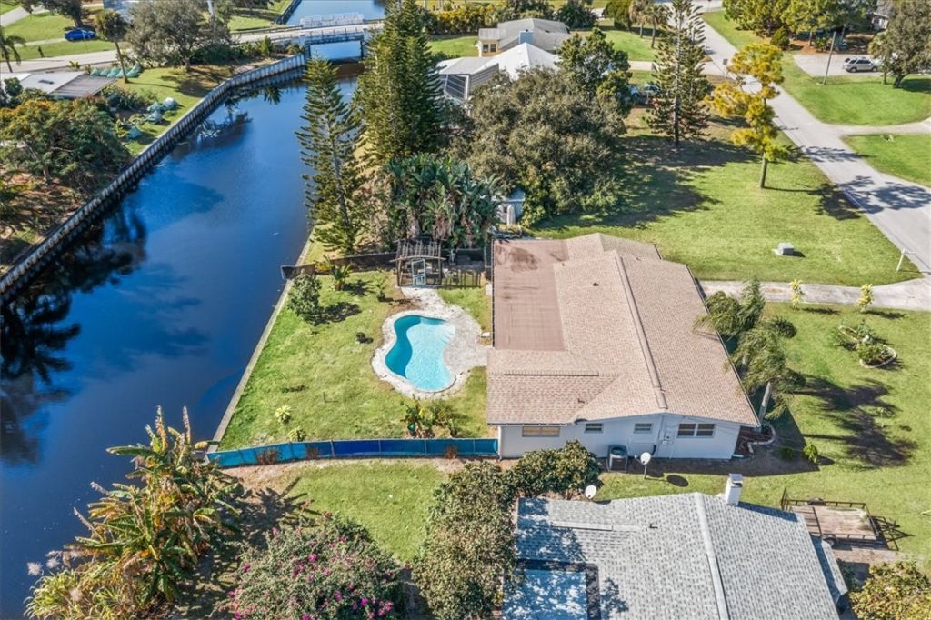 573 Wimbrow Drive, Sebastian, FL 32958 Photo