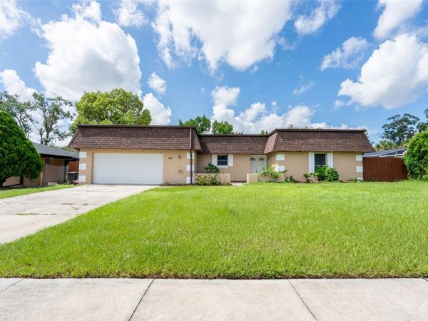 806 HIGHLAND DRIVE, ALTAMONTE SPRINGS, FL 32701