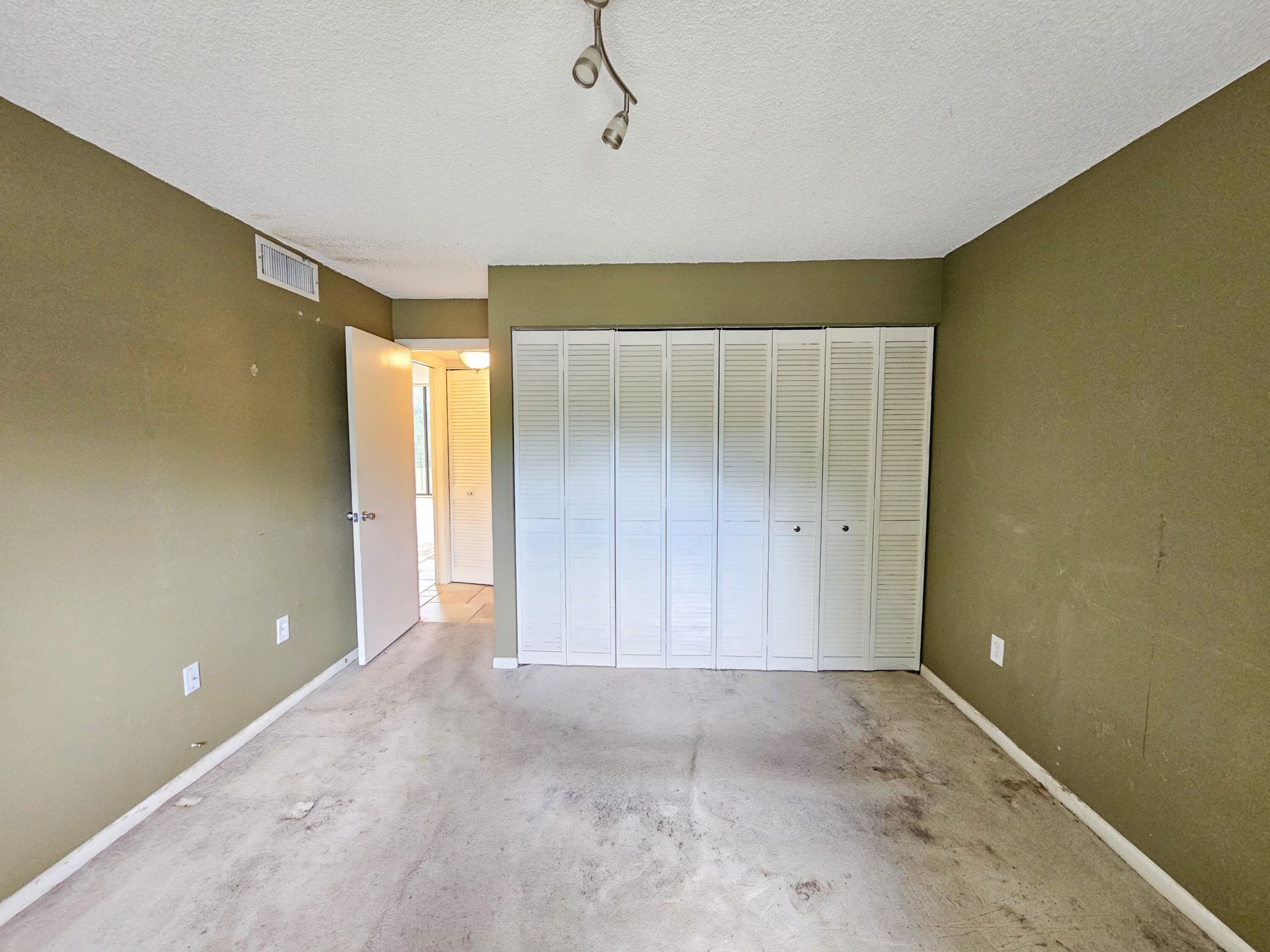 4833 Esedra Court, Unit 201, Lake Worth, FL 33467 Photo