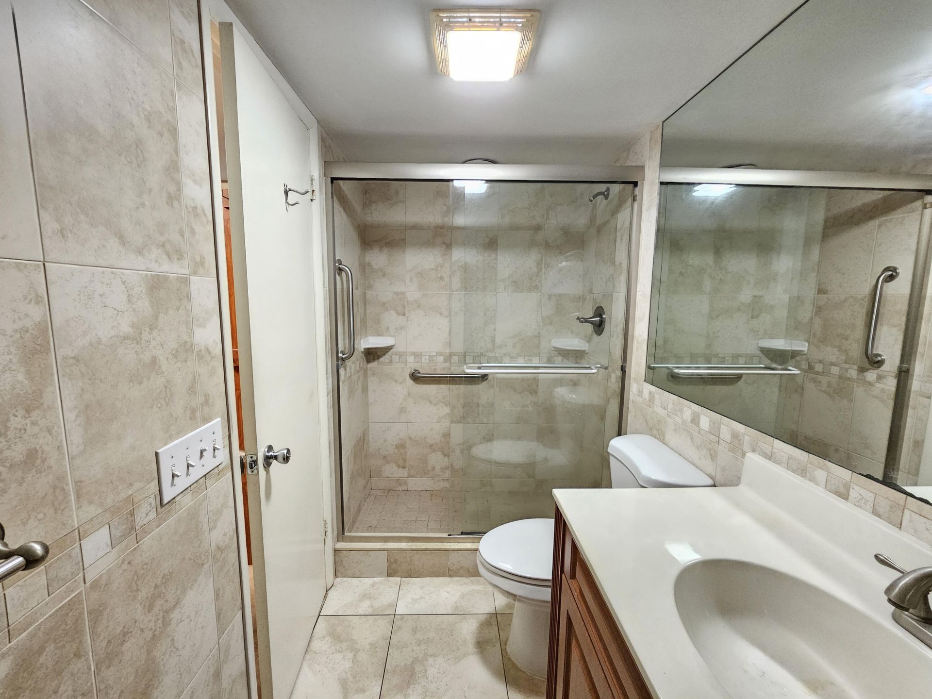 4833 Esedra Court, Unit 201, Lake Worth, FL 33467 Photo