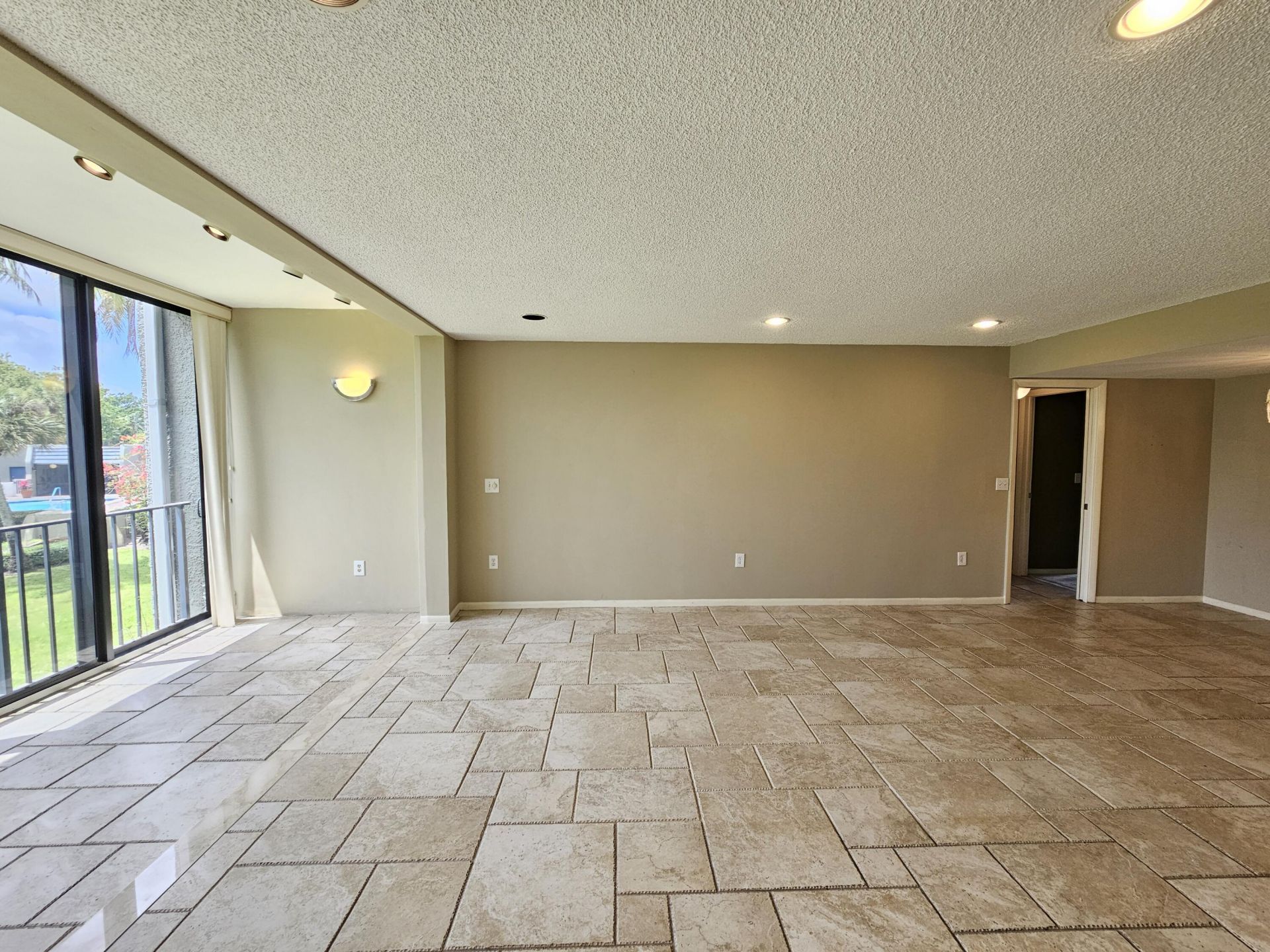 4833 Esedra Court, Unit 201, Lake Worth, FL 33467 Photo