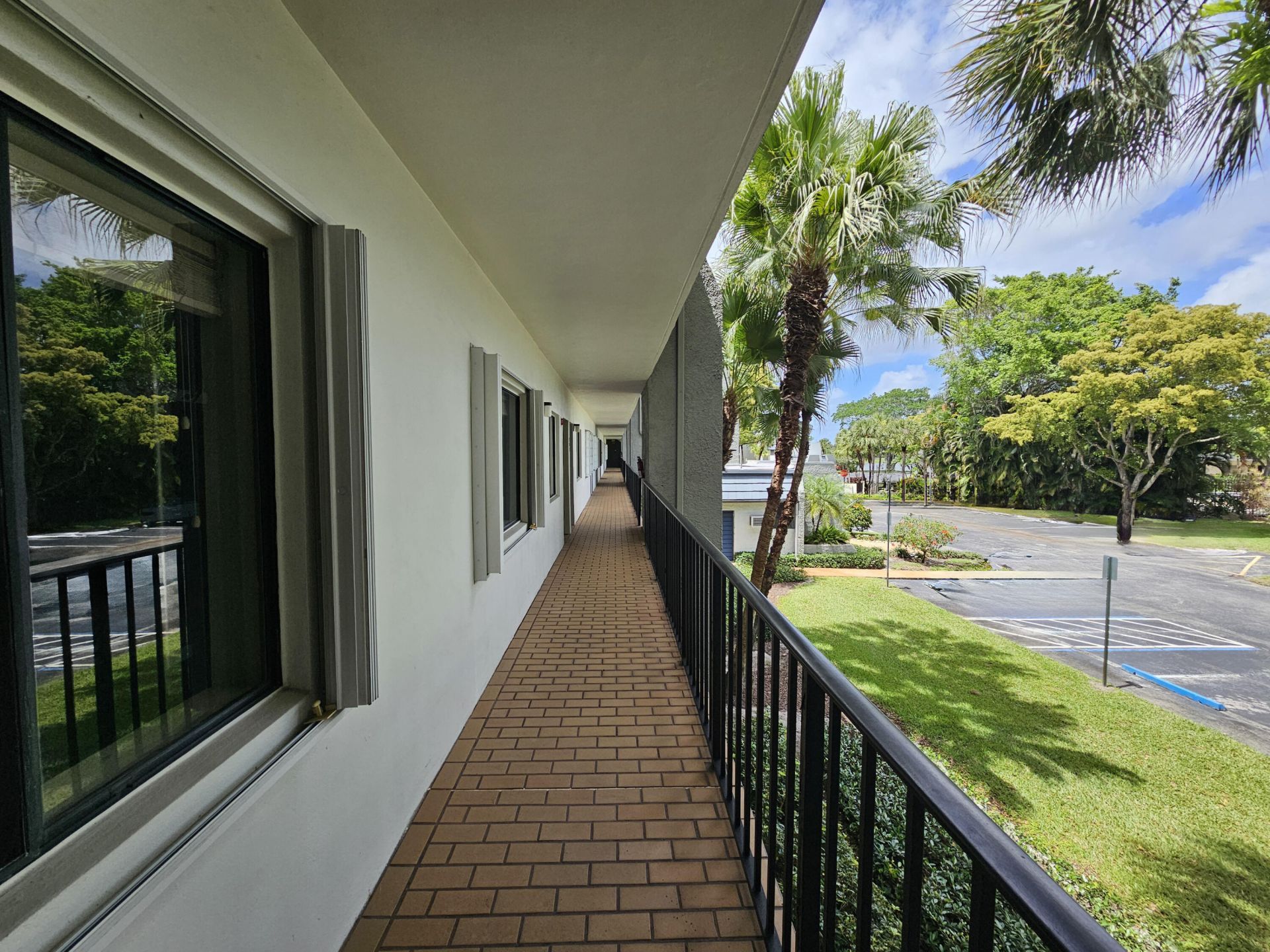 4833 Esedra Court, Unit 201, Lake Worth, FL 33467 Photo