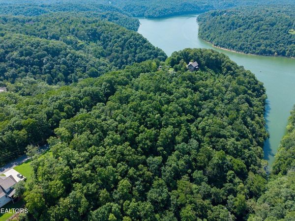 Lot 3 & 4 Harbor Green Pl, Sparta, TN 38583