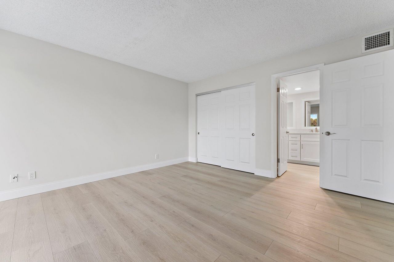 20 Celestial Way, Unit 215, Juno Beach, FL 33408 Photo