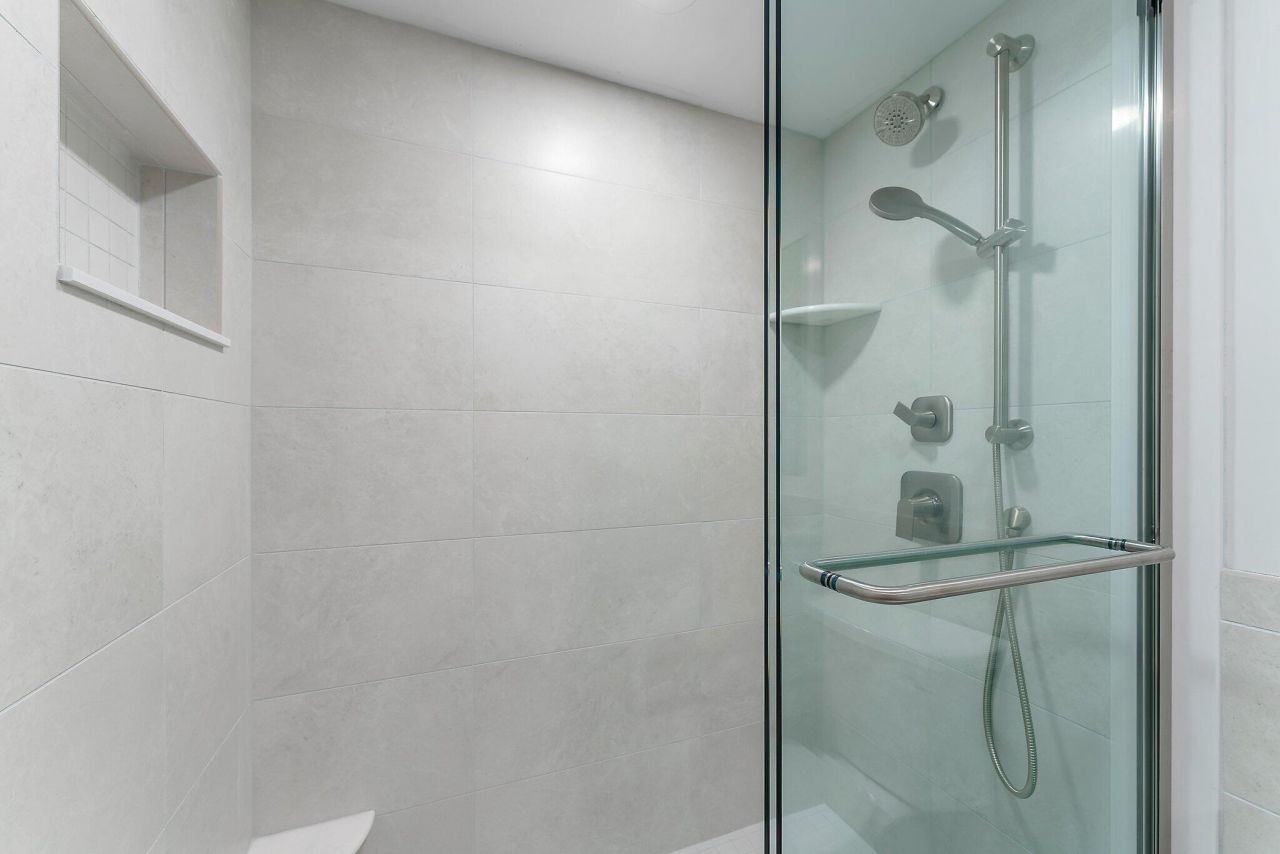 20 Celestial Way, Unit 215, Juno Beach, FL 33408 Photo