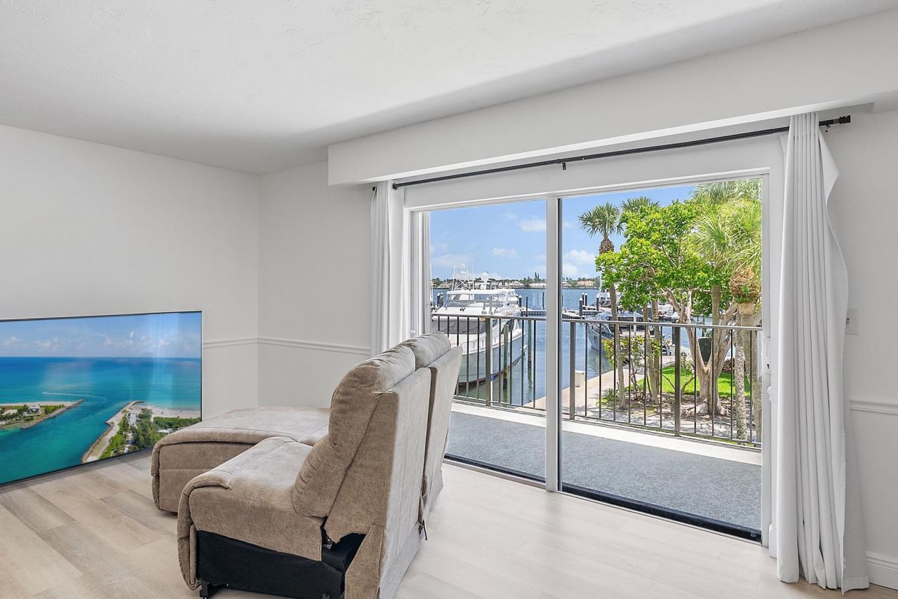 1200 Marine Way, Unit G11, North Palm Beach, FL 33408 Photo