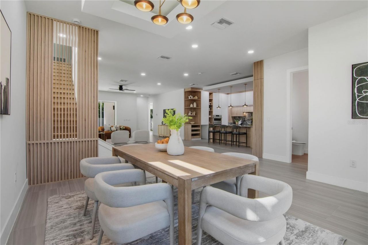 1518 Cloverlawn Avenue, Orlando, FL 32806 Photo