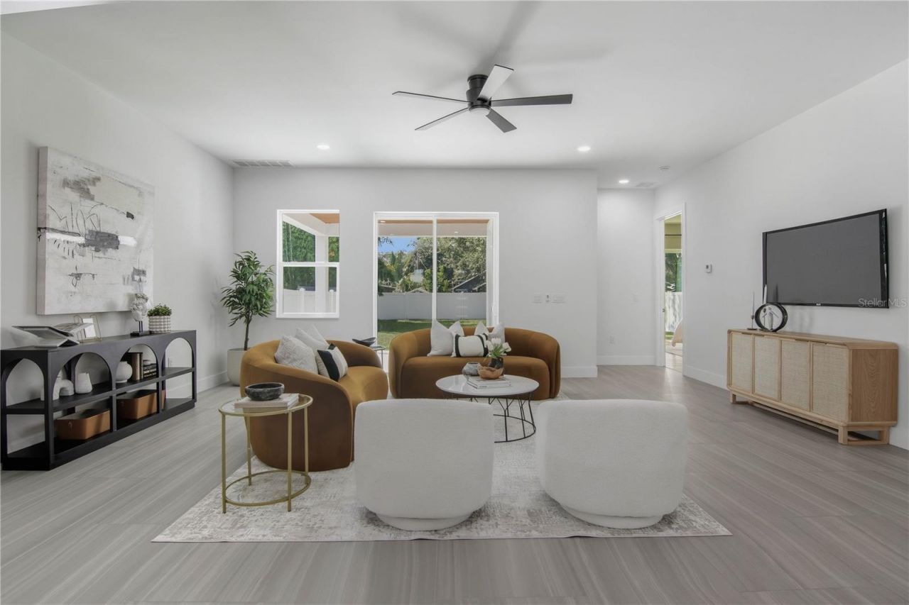 1518 Cloverlawn Avenue, Orlando, FL 32806 Photo