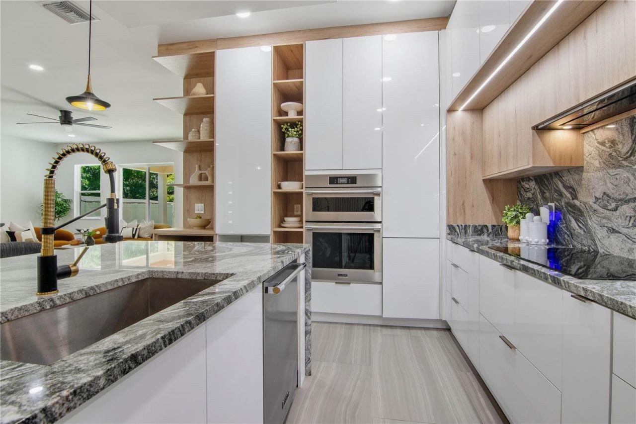 1518 Cloverlawn Avenue, Orlando, FL 32806 Photo