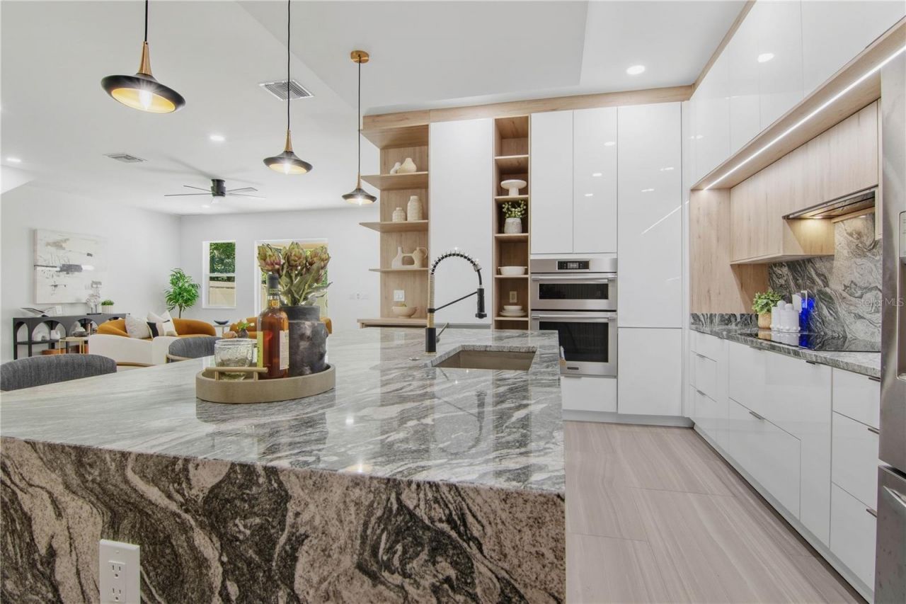 1518 Cloverlawn Avenue, Orlando, FL 32806 Photo