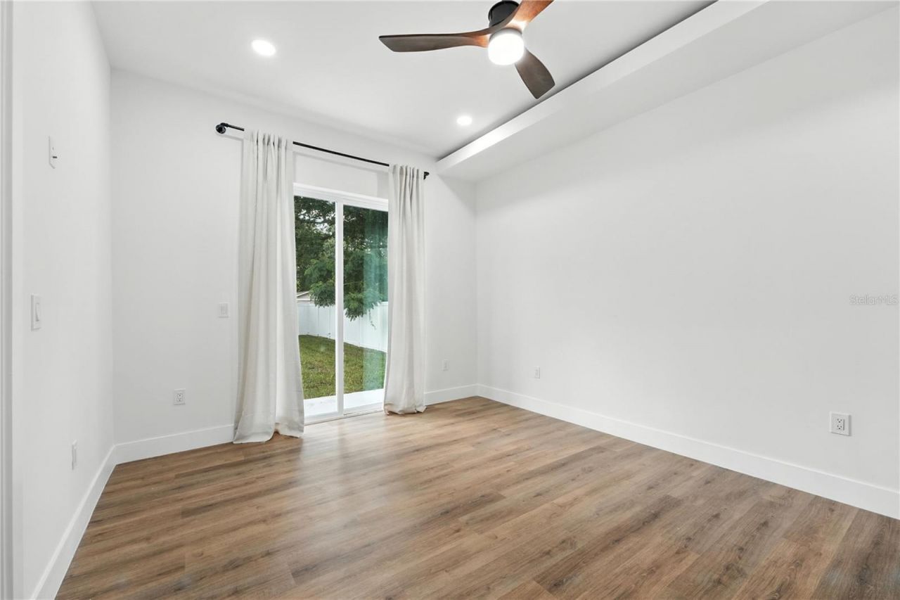 1518 Cloverlawn Avenue, Orlando, FL 32806 Photo