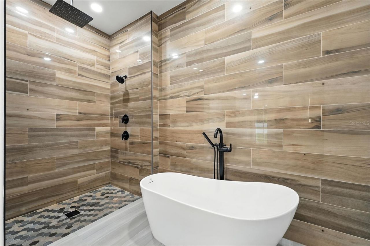 1518 Cloverlawn Avenue, Orlando, FL 32806 Photo