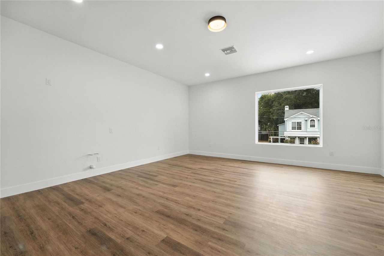 1518 Cloverlawn Avenue, Orlando, FL 32806 Photo