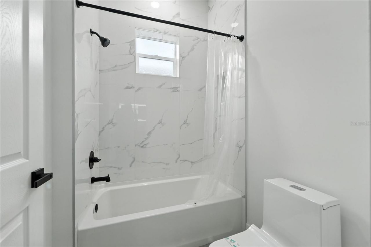 1518 Cloverlawn Avenue, Orlando, FL 32806 Photo