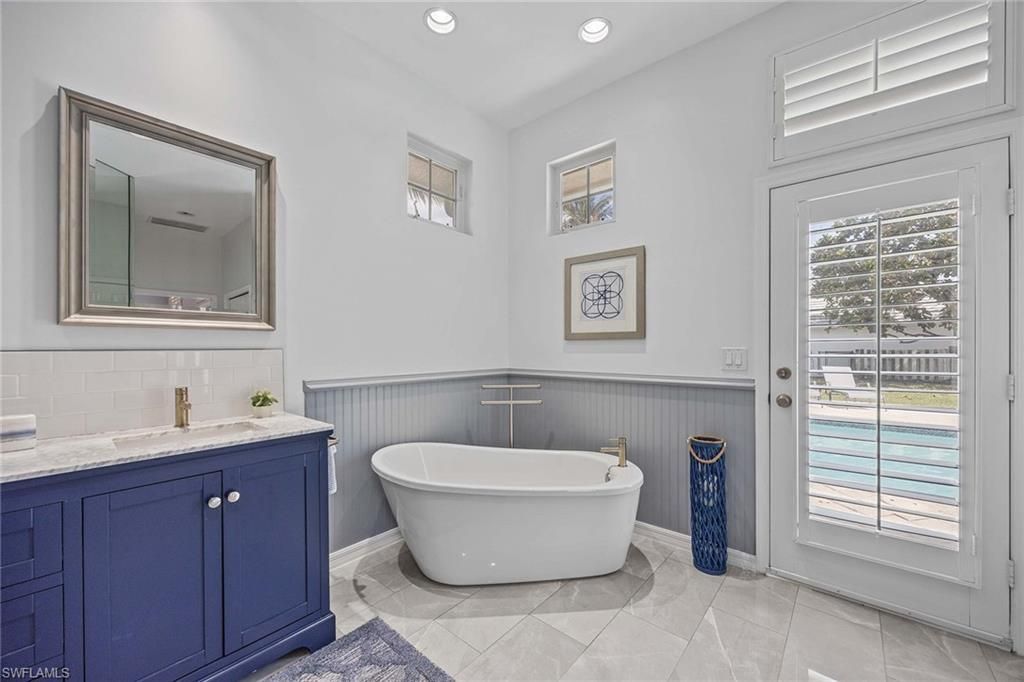 707 Port Side Dr, Naples, FL 34103 Photo