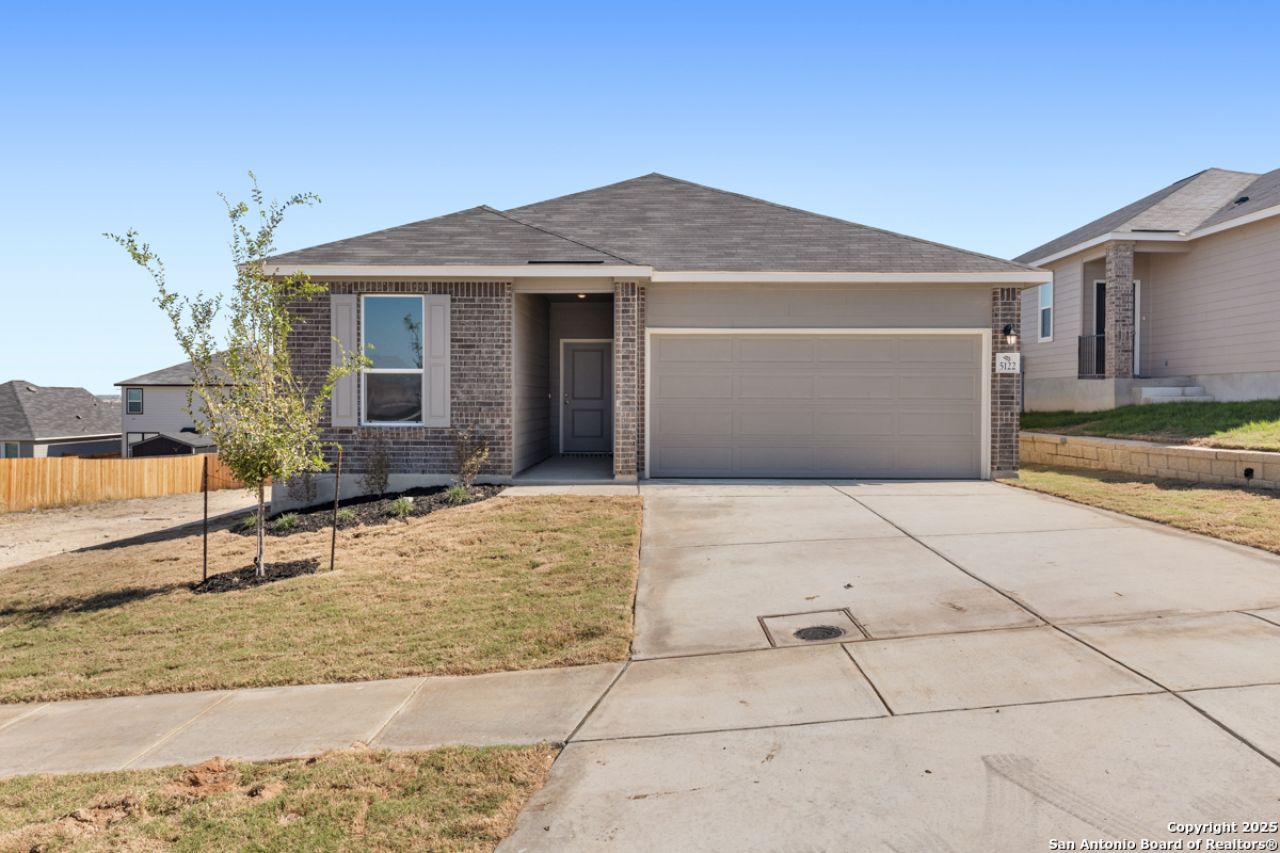 5122 Briscoe Bluff, Converse, TX 78109 Main Photo