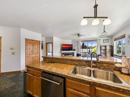 10592 Boulders Road, Truckee, CA 96161 Photo