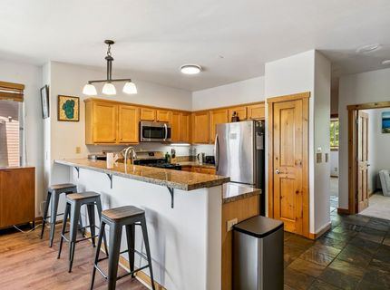 10592 Boulders Road, Truckee, CA 96161 Photo