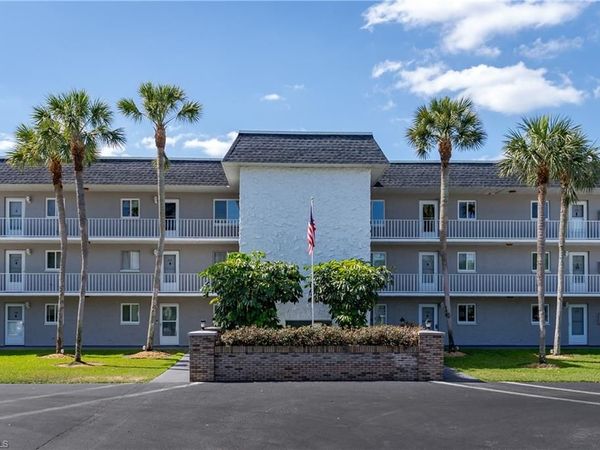 5515 Rattlesnake Hammock RD, Unit 205, NAPLES, FL 34113