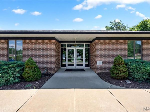 2725 Concord Drive, Florissant, MO 63033