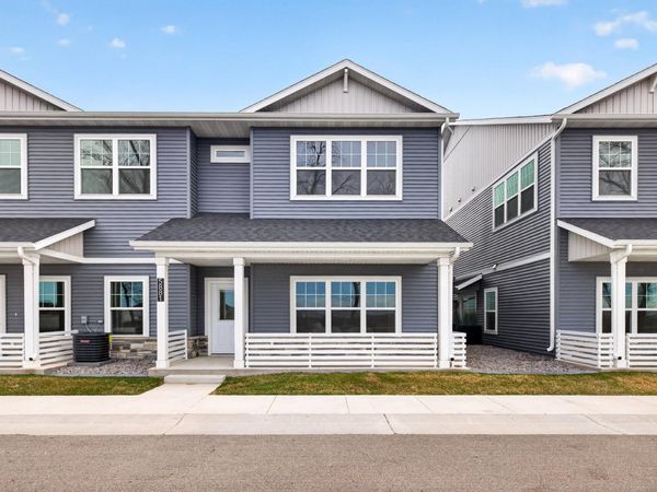 5881 41 Street S, Fargo, ND 58104