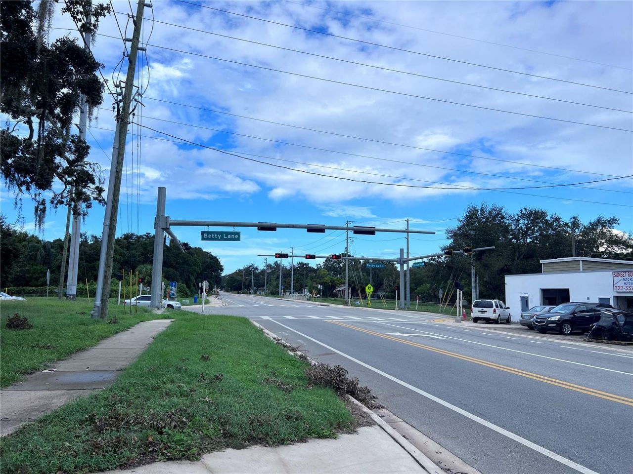 1302 Sunset Pt Rd, Clearwater, FL 33755 Photo