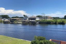 243 W Palms Dr. photo 4