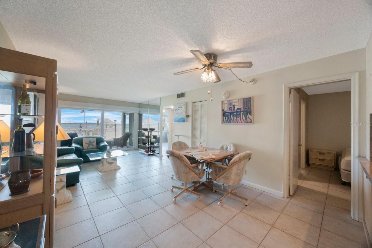 6265 Sun Boulevard, Unit 112, Saint Petersburg, FL 33715 Photo